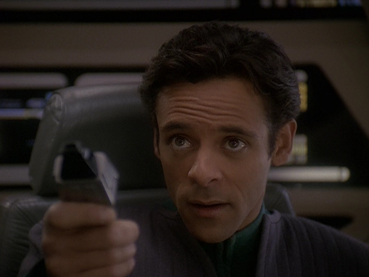 extant_StarTrek_DS9_5x14-InPurgatorysShadow_00390.jpg