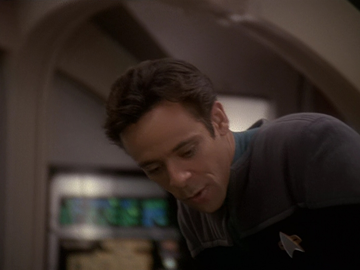 extant_StarTrek_DS9_5x14-InPurgatorysShadow_00677.jpg