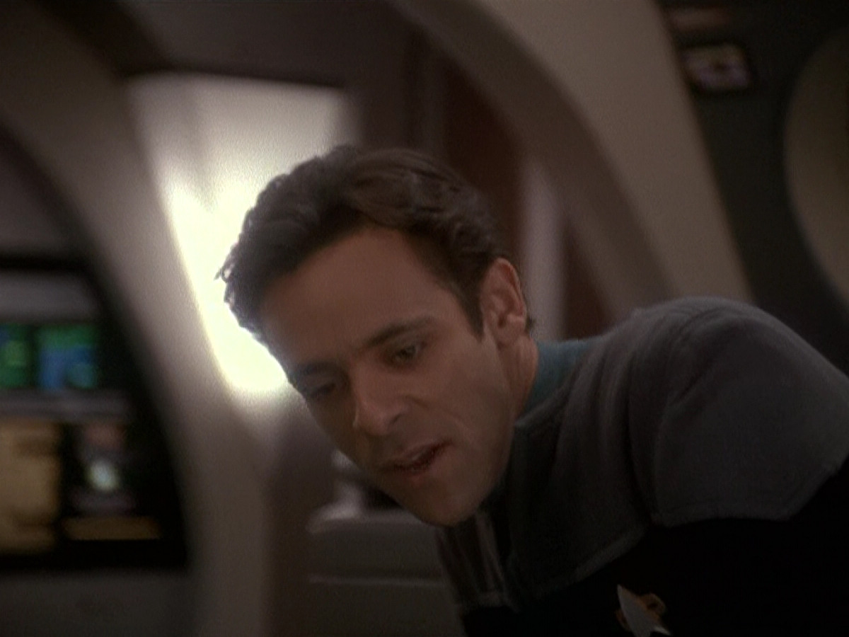 extant_StarTrek_DS9_5x14-InPurgatorysShadow_00678.jpg