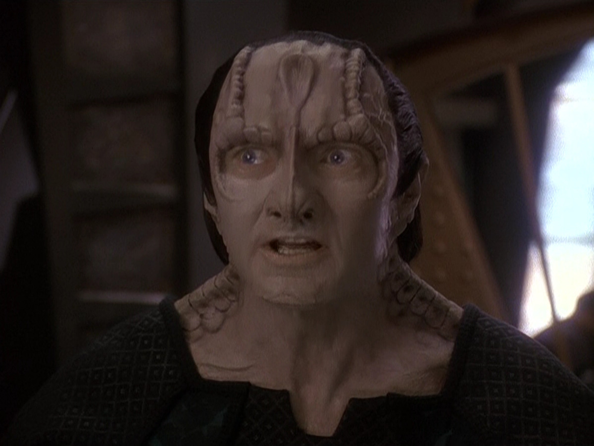 extant_StarTrek_DS9_5x14-InPurgatorysShadow_00767.jpg