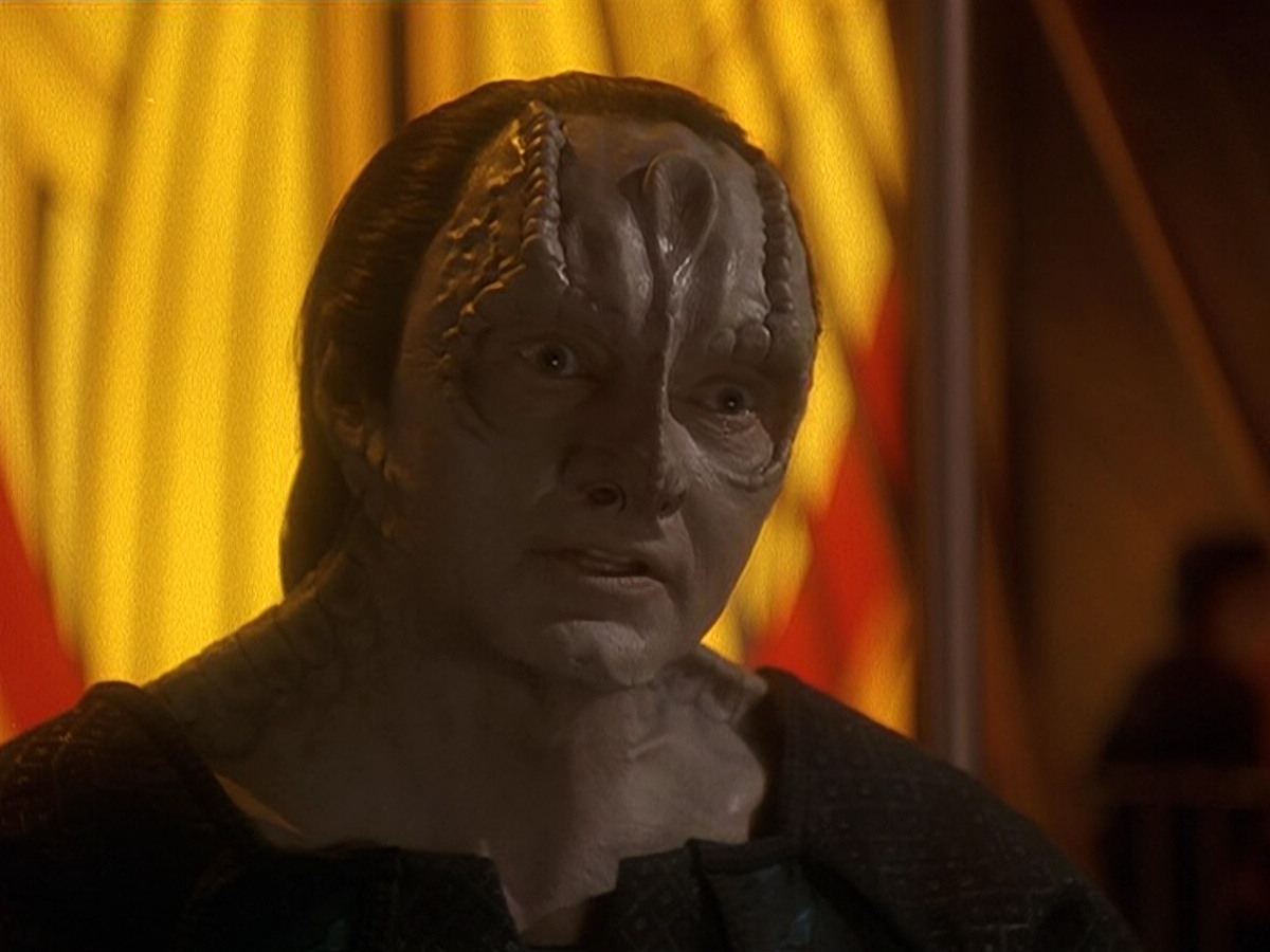 extant_StarTrek_DS9_5x14-InPurgatorysShadow_01071.jpg