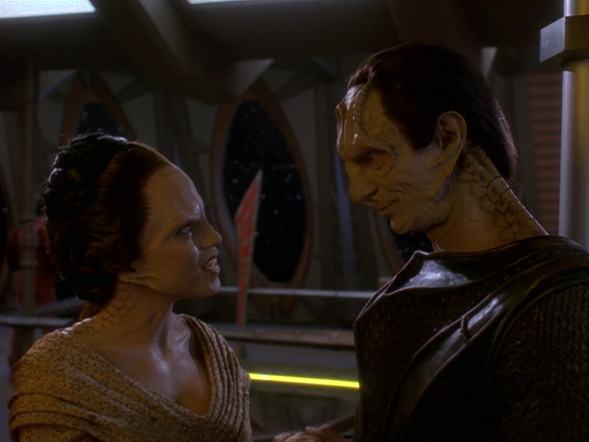 extant_StarTrek_DS9_5x14-InPurgatorysShadow_01227.jpg