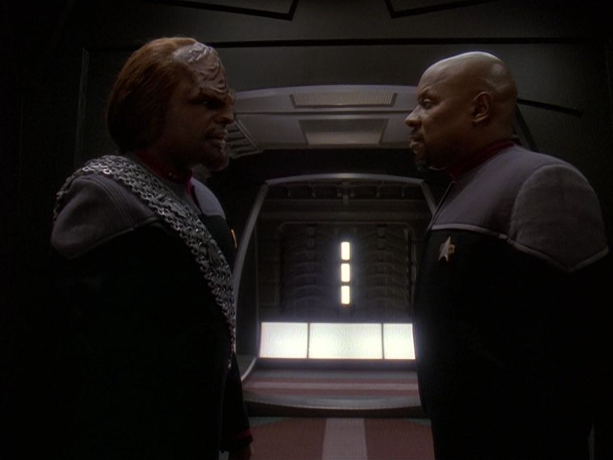 extant_StarTrek_DS9_5x14-InPurgatorysShadow_01266.jpg
