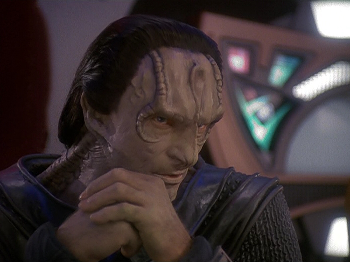 extant_StarTrek_DS9_5x14-InPurgatorysShadow_01567.jpg