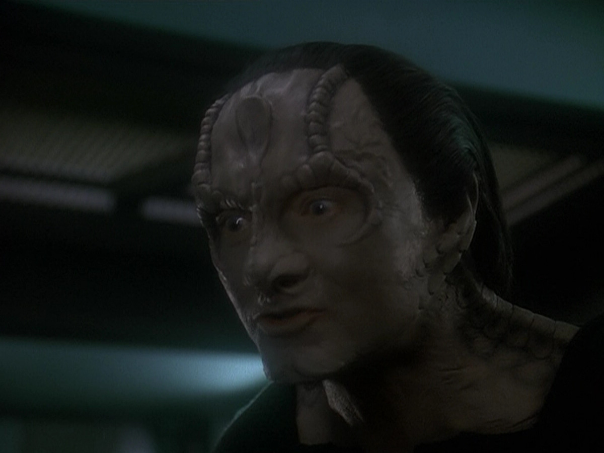extant_StarTrek_DS9_5x14-InPurgatorysShadow_02565.jpg