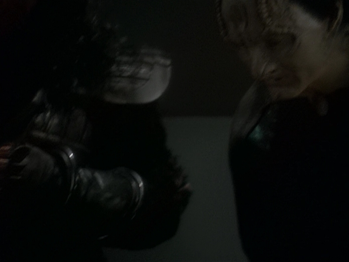 extant_StarTrek_DS9_5x14-InPurgatorysShadow_02862.jpg