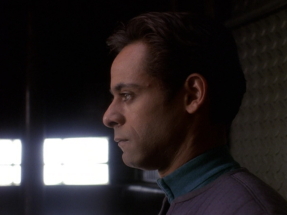 extant_StarTrek_DS9_5x14-InPurgatorysShadow_02951.jpg