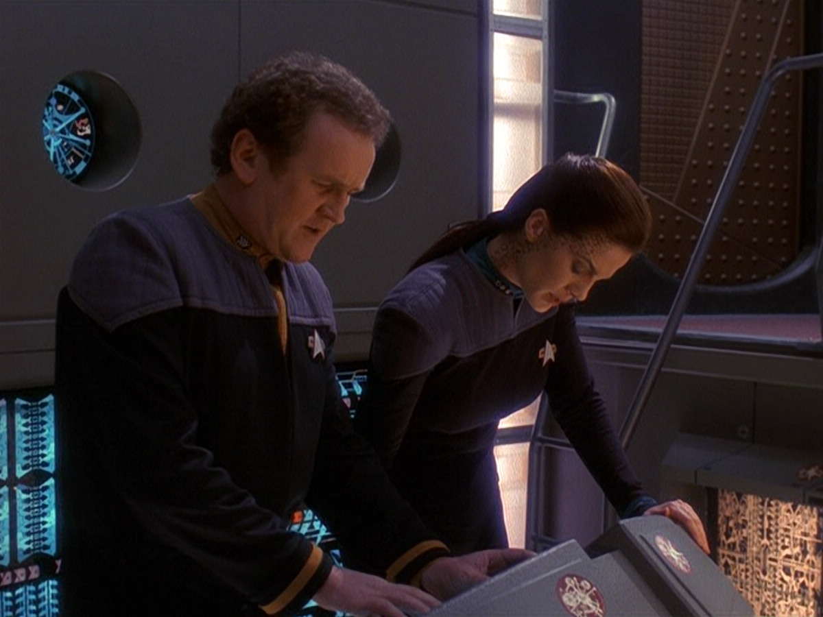 extant_StarTrek_DS9_5x14-InPurgatorysShadow_02961.jpg