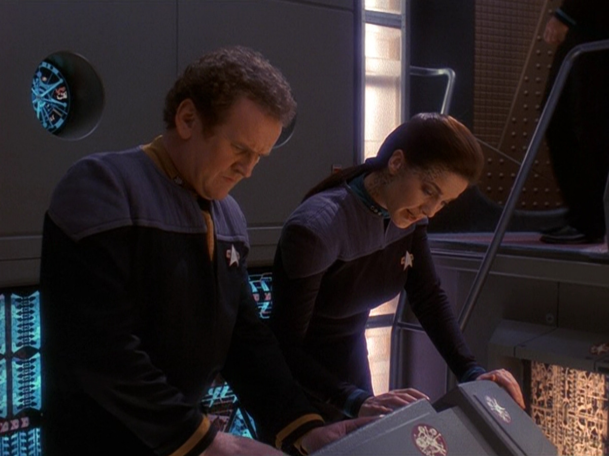 extant_StarTrek_DS9_5x14-InPurgatorysShadow_02970.jpg