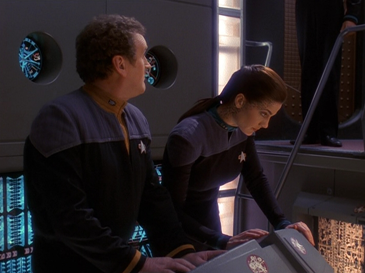 extant_StarTrek_DS9_5x14-InPurgatorysShadow_02976.jpg