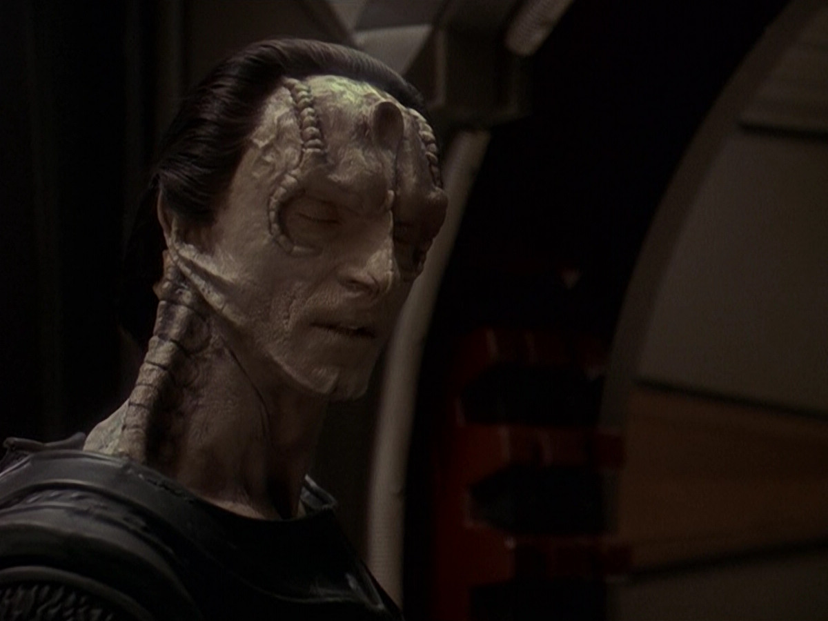 extant_StarTrek_DS9_5x14-InPurgatorysShadow_03038.jpg