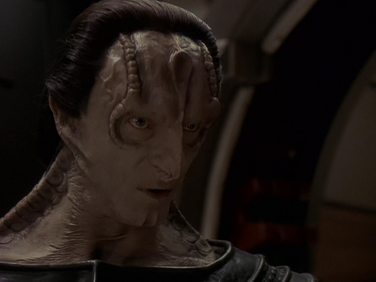 extant_StarTrek_DS9_5x14-InPurgatorysShadow_03052.jpg