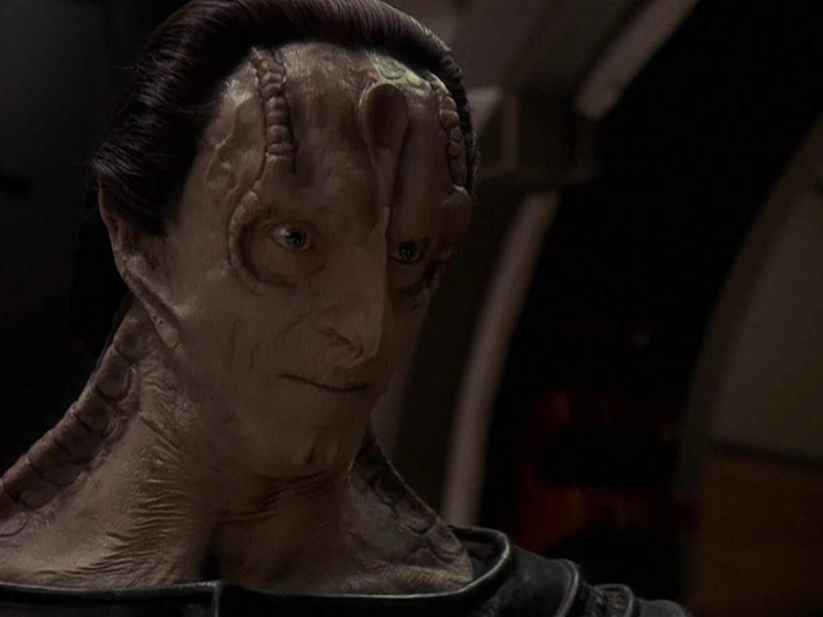 extant_StarTrek_DS9_5x14-InPurgatorysShadow_03054.jpg