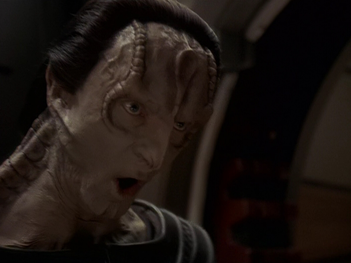 extant_StarTrek_DS9_5x14-InPurgatorysShadow_03087.jpg