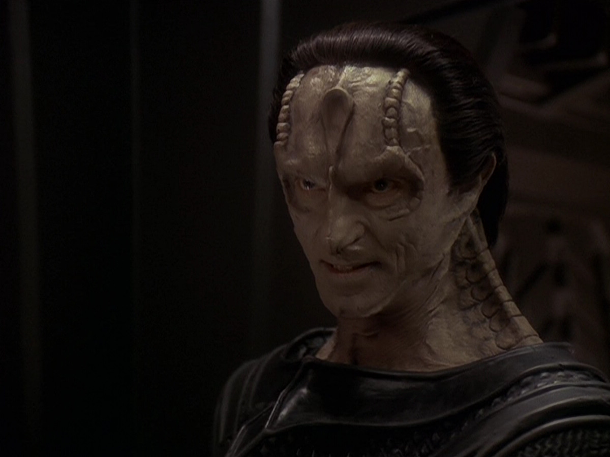 extant_StarTrek_DS9_5x14-InPurgatorysShadow_03119.jpg