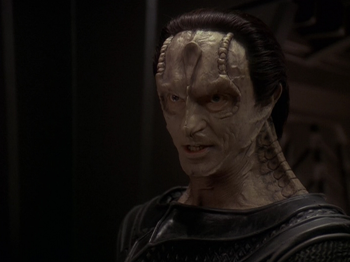 extant_StarTrek_DS9_5x14-InPurgatorysShadow_03121.jpg