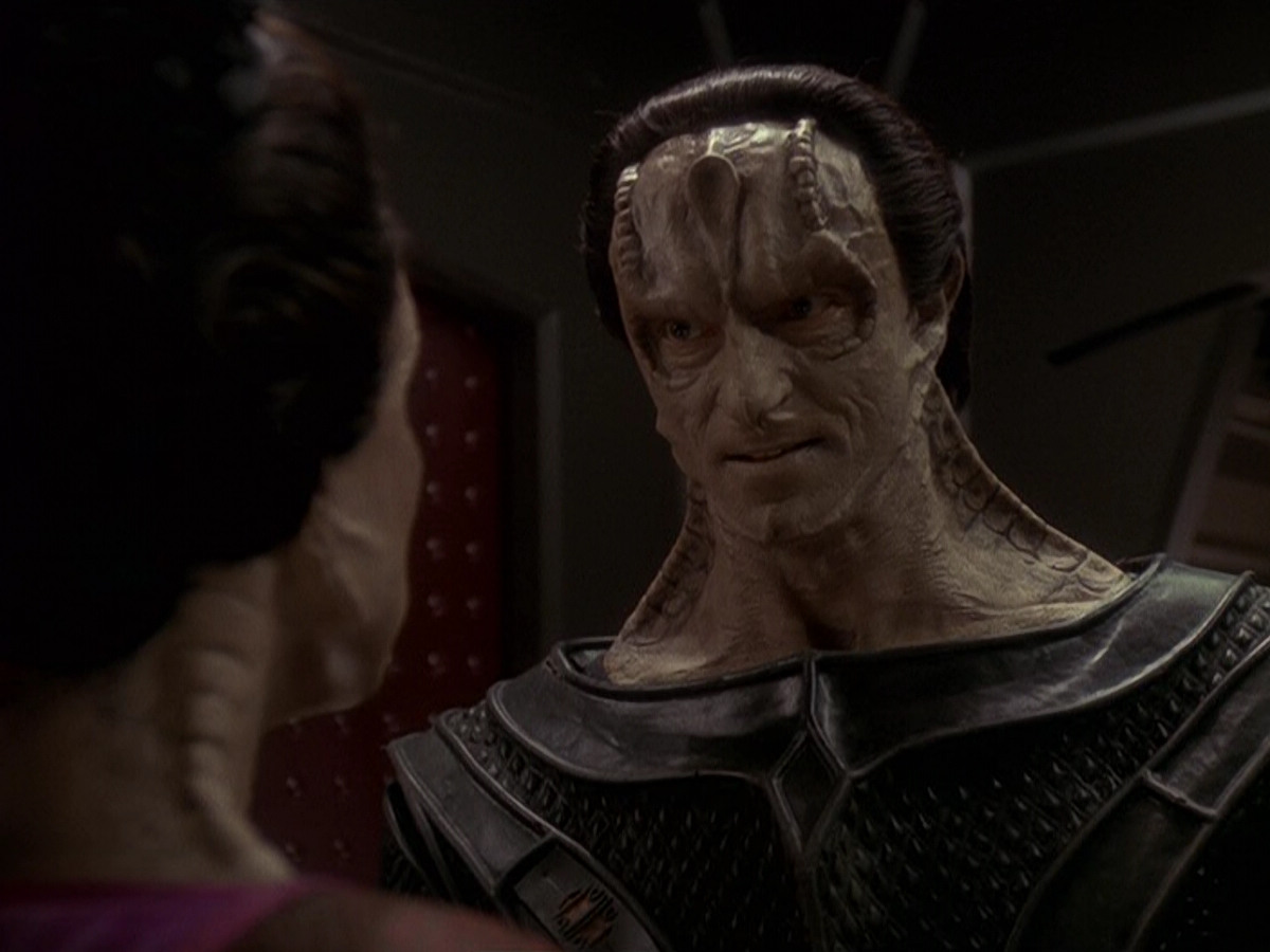 extant_StarTrek_DS9_5x14-InPurgatorysShadow_03155.jpg
