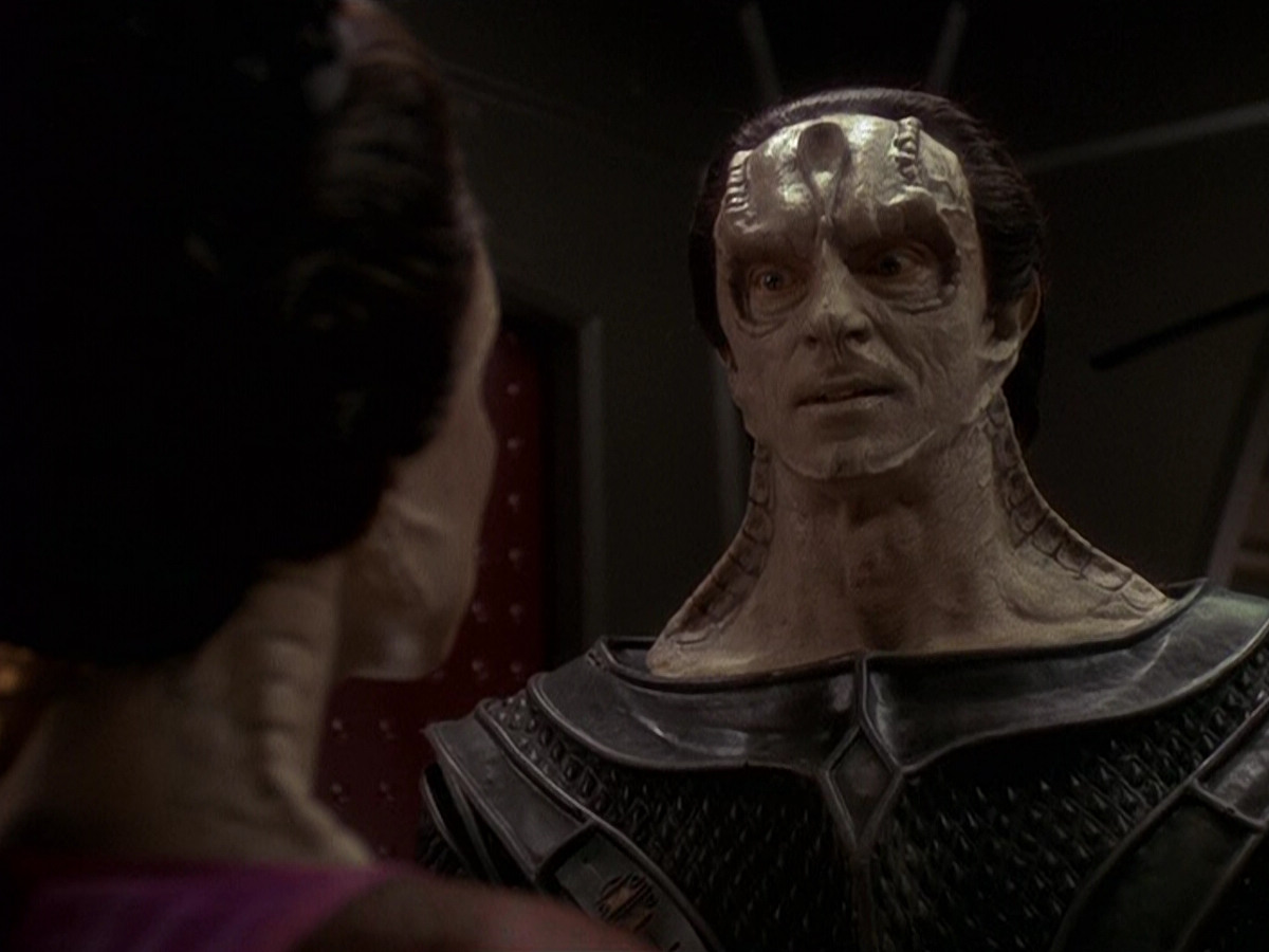 extant_StarTrek_DS9_5x14-InPurgatorysShadow_03171.jpg