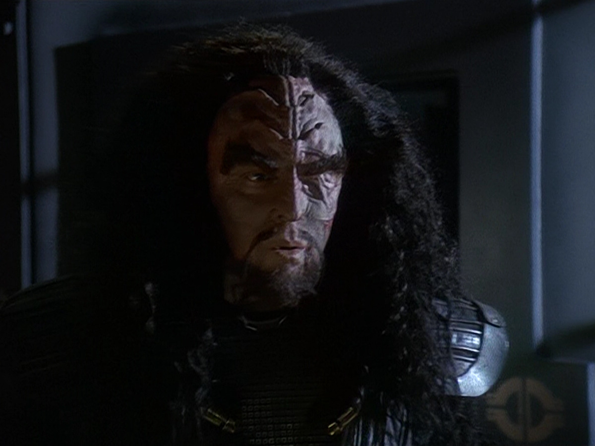extant_StarTrek_DS9_5x14-InPurgatorysShadow_03260.jpg