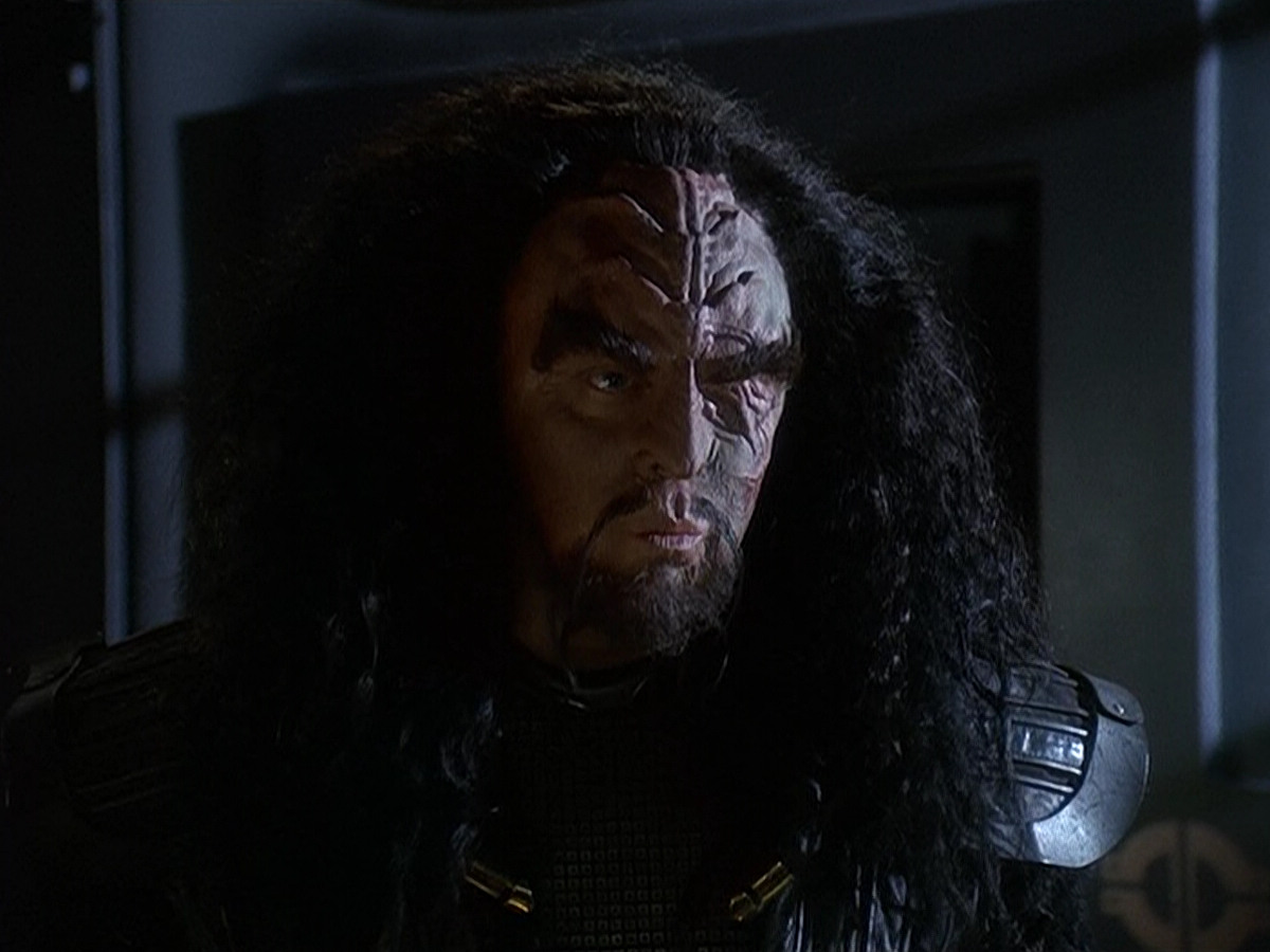 extant_StarTrek_DS9_5x14-InPurgatorysShadow_03263.jpg