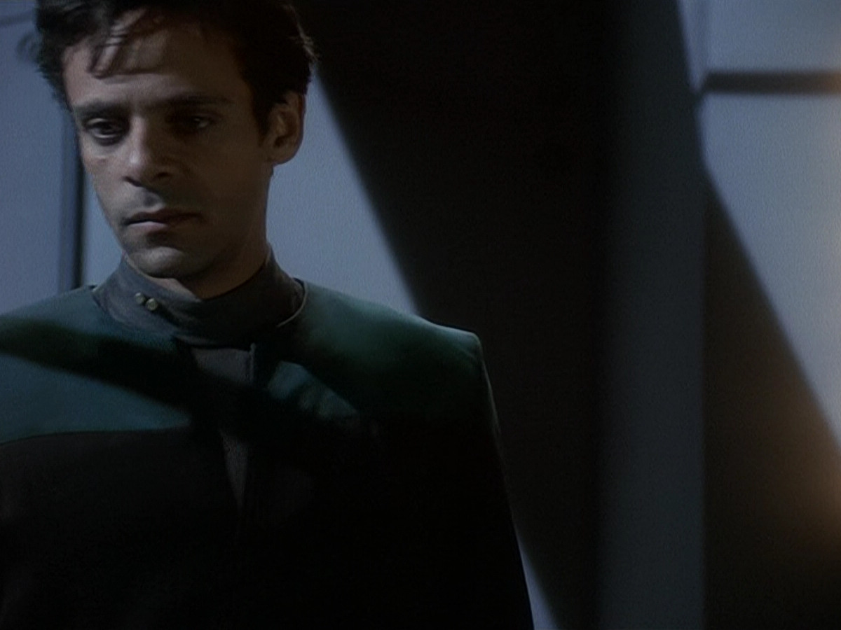 extant_StarTrek_DS9_5x14-InPurgatorysShadow_03273.jpg