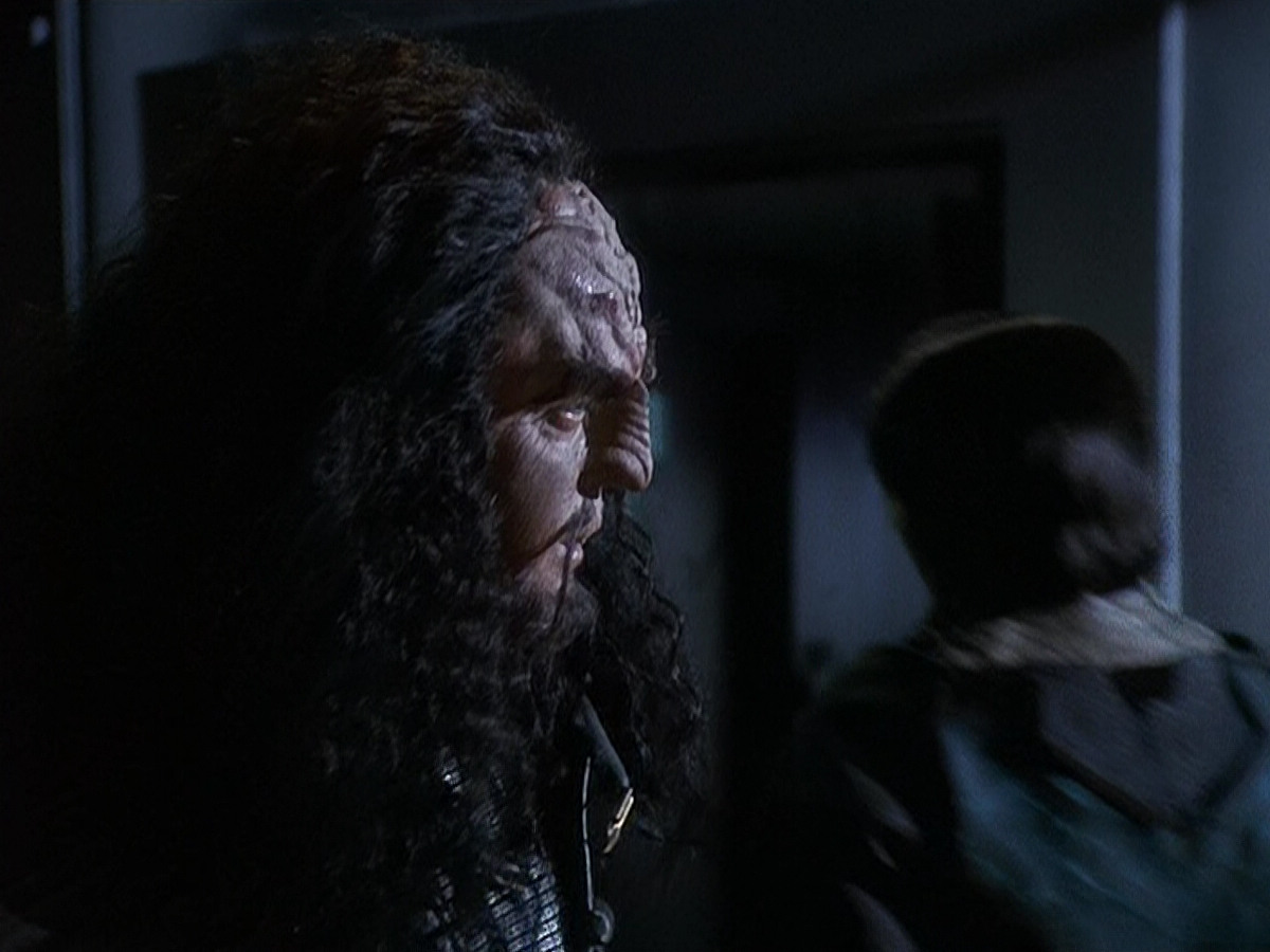 extant_StarTrek_DS9_5x14-InPurgatorysShadow_03275.jpg
