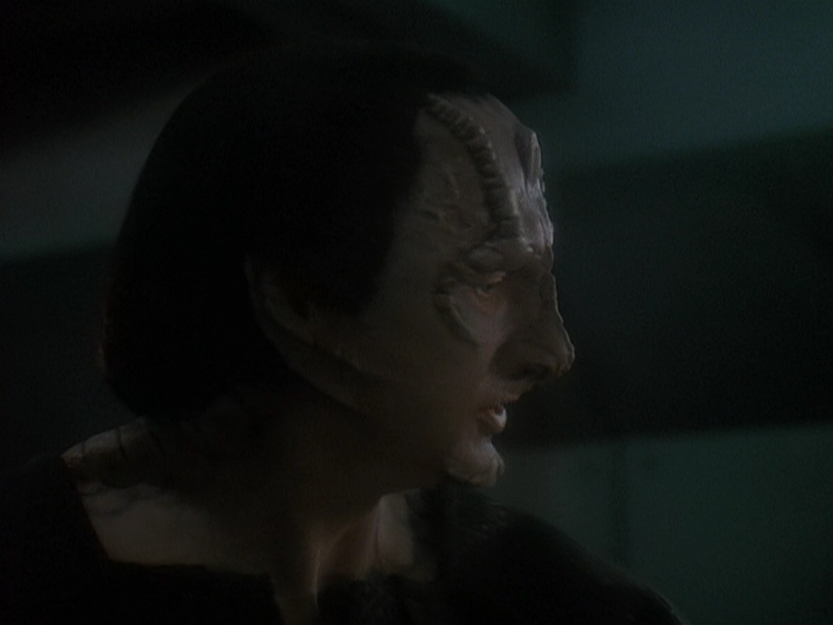 extant_StarTrek_DS9_5x14-InPurgatorysShadow_03326.jpg