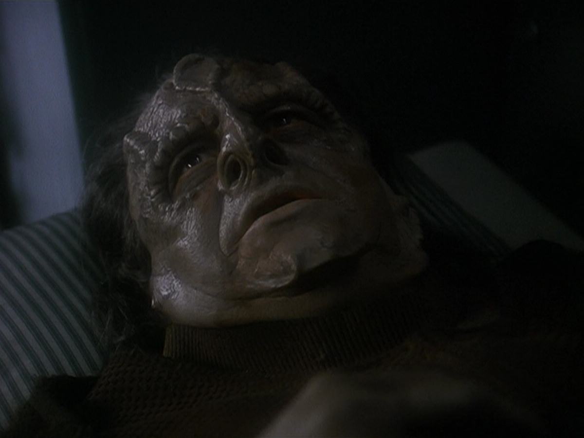 extant_StarTrek_DS9_5x14-InPurgatorysShadow_03338.jpg