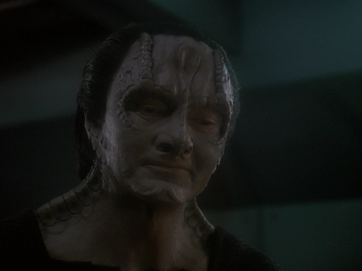 extant_StarTrek_DS9_5x14-InPurgatorysShadow_03343.jpg