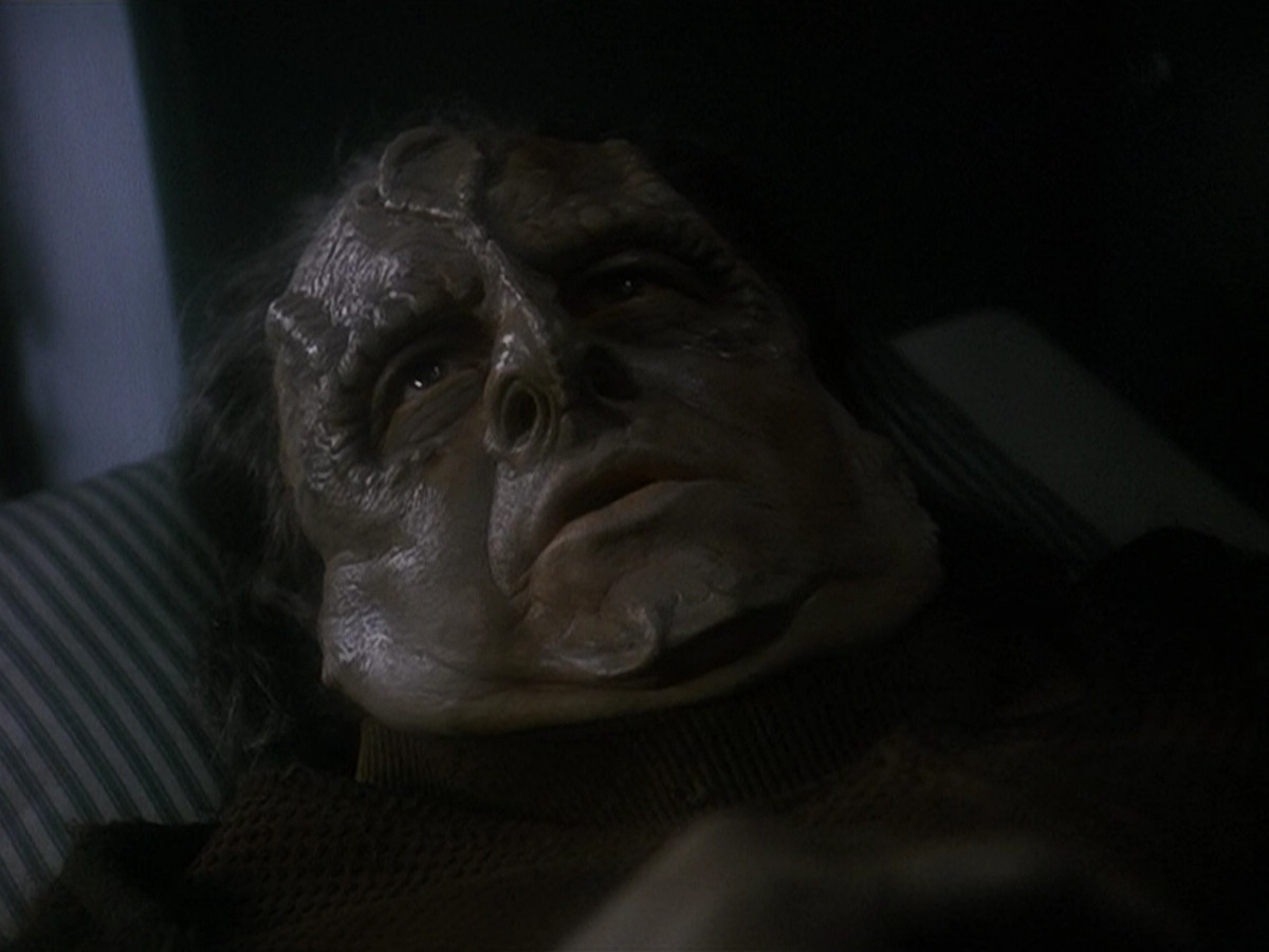 extant_StarTrek_DS9_5x14-InPurgatorysShadow_03363.jpg