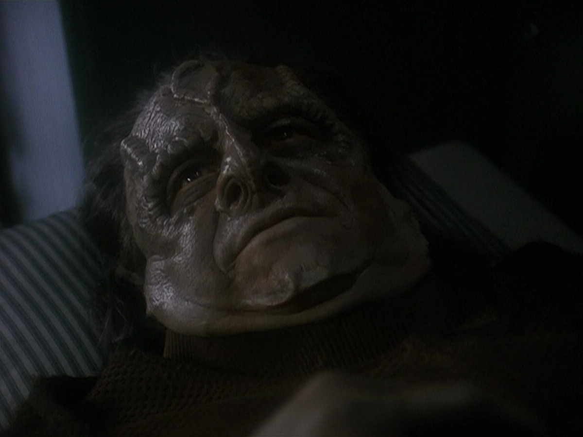 extant_StarTrek_DS9_5x14-InPurgatorysShadow_03378.jpg