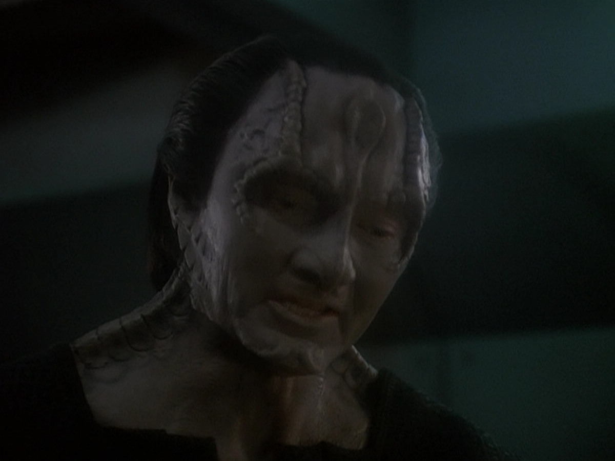 extant_StarTrek_DS9_5x14-InPurgatorysShadow_03405.jpg