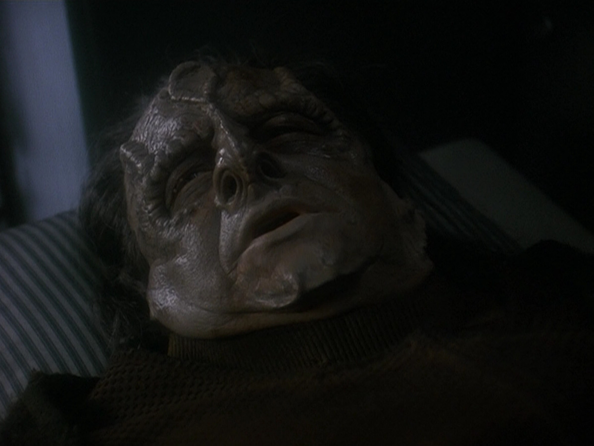 extant_StarTrek_DS9_5x14-InPurgatorysShadow_03460.jpg