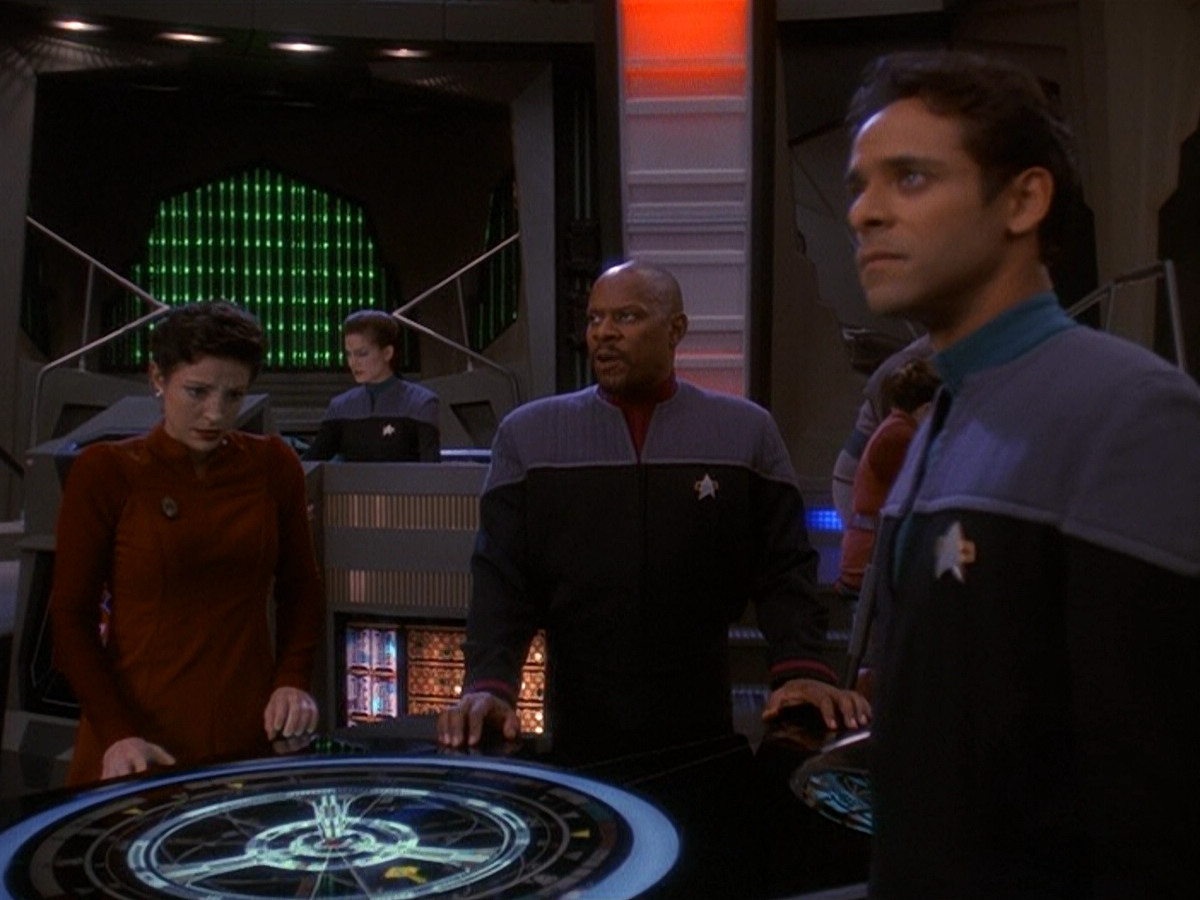 extant_StarTrek_DS9_5x14-InPurgatorysShadow_03686.jpg
