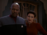 Filename=extant_StarTrek_DS9_5x14-InPurgatorysShadow_00205.jpg
Filesize=132KiB
Dimensions=1200x900
Date added=Dec 16, 2019 extant_StarTrek_DS9_5x14-InPurgatorysShadow_00205.jpg