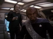Filename=extant_StarTrek_DS9_5x14-InPurgatorysShadow_01684.jpg
Filesize=190KiB
Dimensions=1200x900
Date added=Dec 16, 2019 extant_StarTrek_DS9_5x14-InPurgatorysShadow_01684.jpg