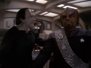 extant_StarTrek_DS9_5x14-InPurgatorysShadow_01754.jpg
