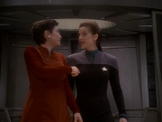Filename=extant_StarTrek_DS9_5x14-InPurgatorysShadow_01970.jpg
Filesize=145KiB
Dimensions=1200x900
Date added=Dec 16, 2019 extant_StarTrek_DS9_5x14-InPurgatorysShadow_01970.jpg