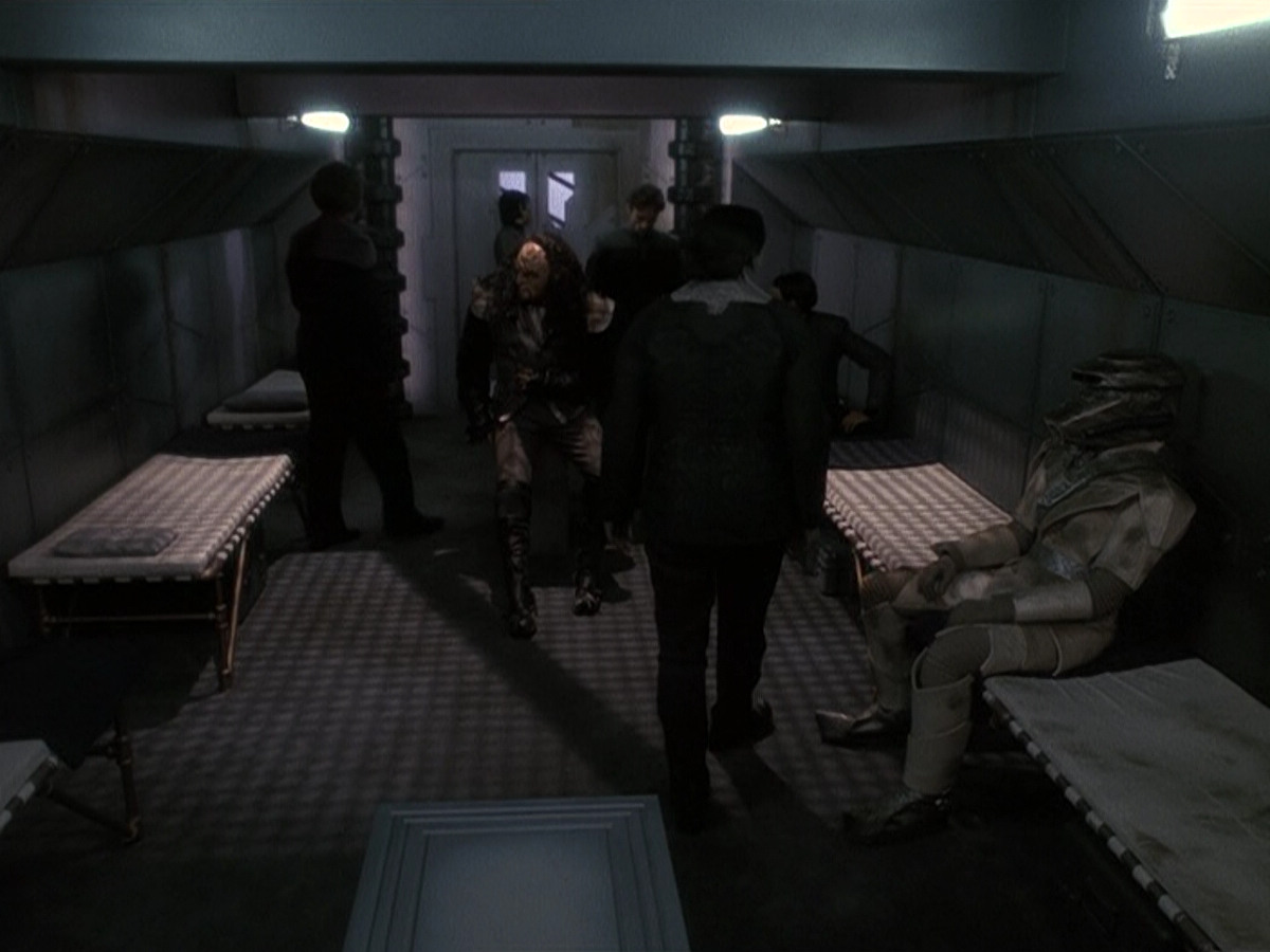 extant_StarTrek_DS9_5x15-ByInfernosLight_00482.jpg