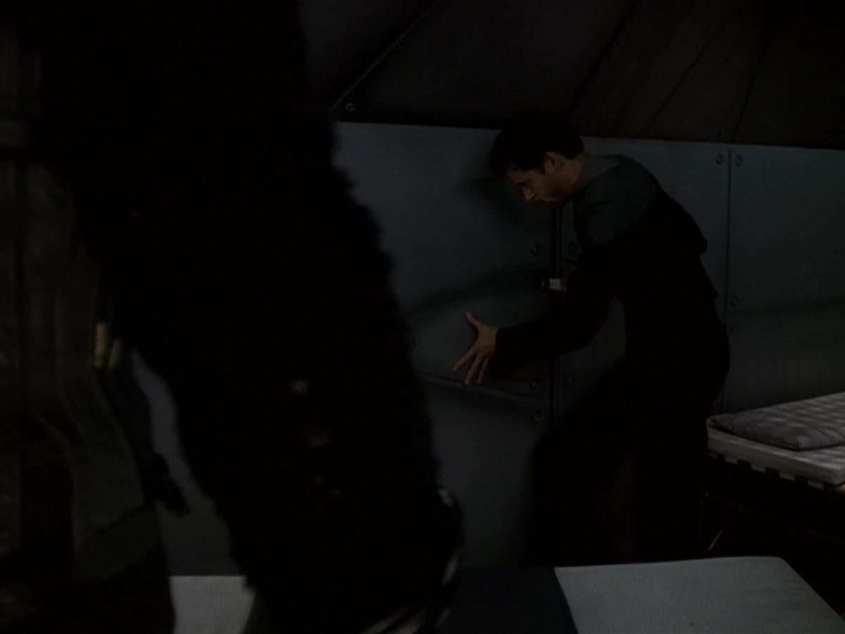 extant_StarTrek_DS9_5x15-ByInfernosLight_00515.jpg