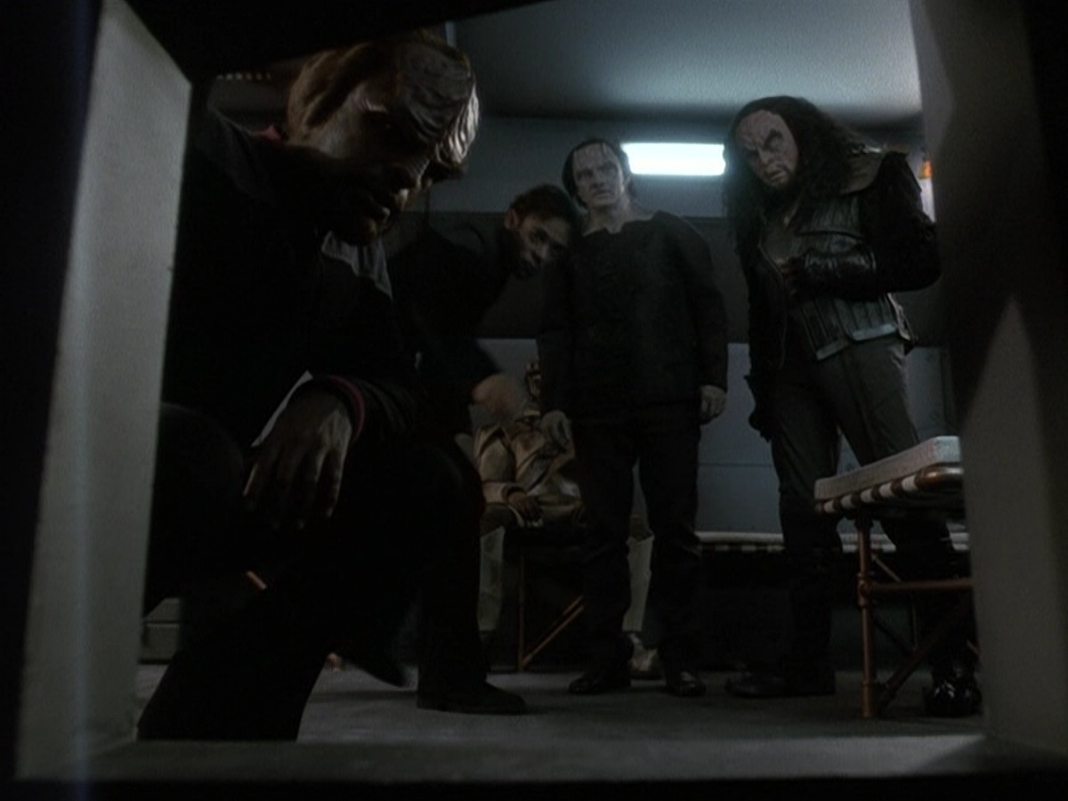 extant_StarTrek_DS9_5x15-ByInfernosLight_00534.jpg
