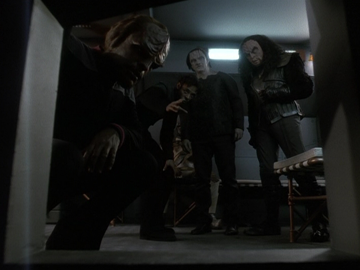 extant_StarTrek_DS9_5x15-ByInfernosLight_00535.jpg