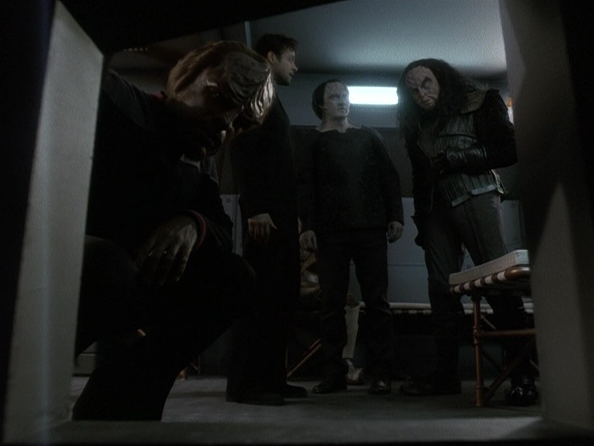 extant_StarTrek_DS9_5x15-ByInfernosLight_00542.jpg