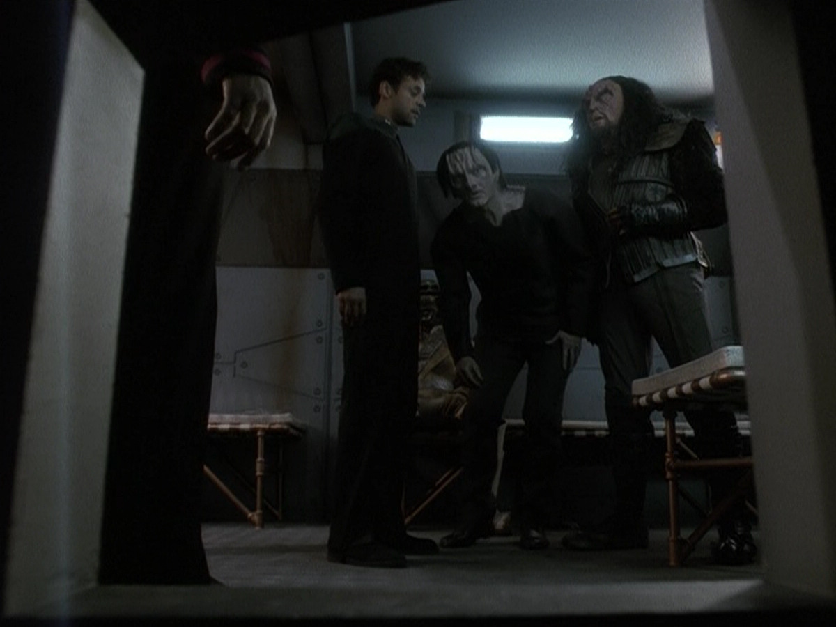 extant_StarTrek_DS9_5x15-ByInfernosLight_00559.jpg