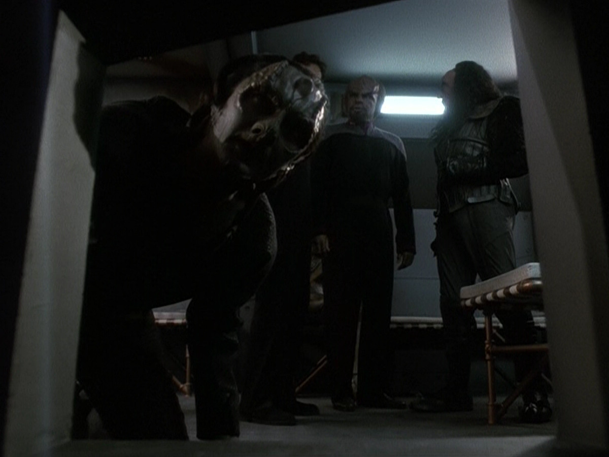 extant_StarTrek_DS9_5x15-ByInfernosLight_00567.jpg