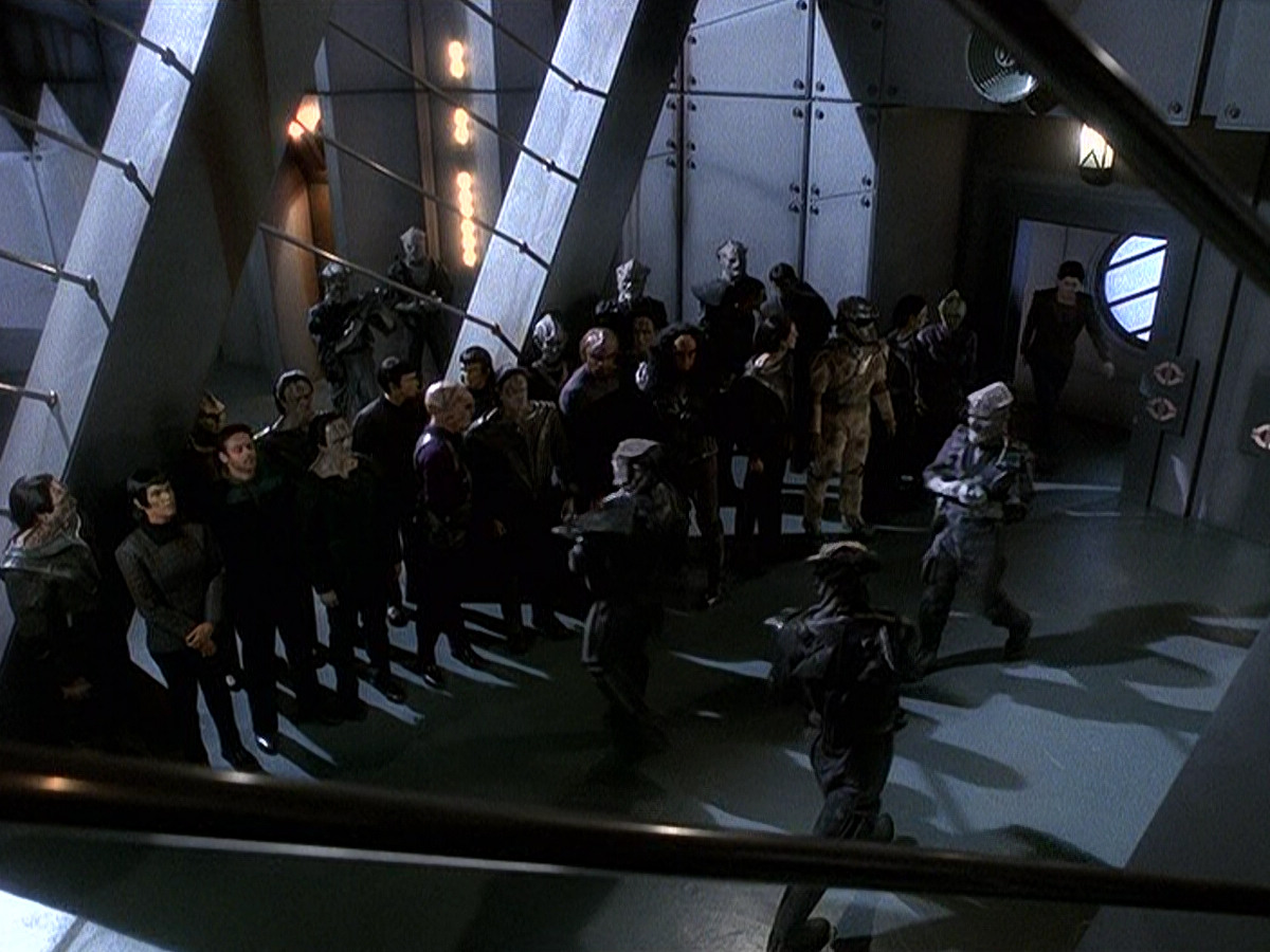 extant_StarTrek_DS9_5x15-ByInfernosLight_00606.jpg