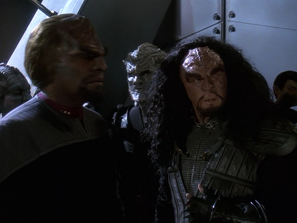 extant_StarTrek_DS9_5x15-ByInfernosLight_00618.jpg