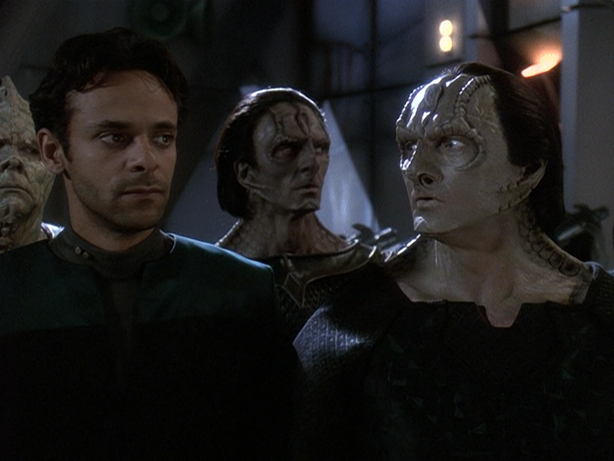extant_StarTrek_DS9_5x15-ByInfernosLight_00627.jpg