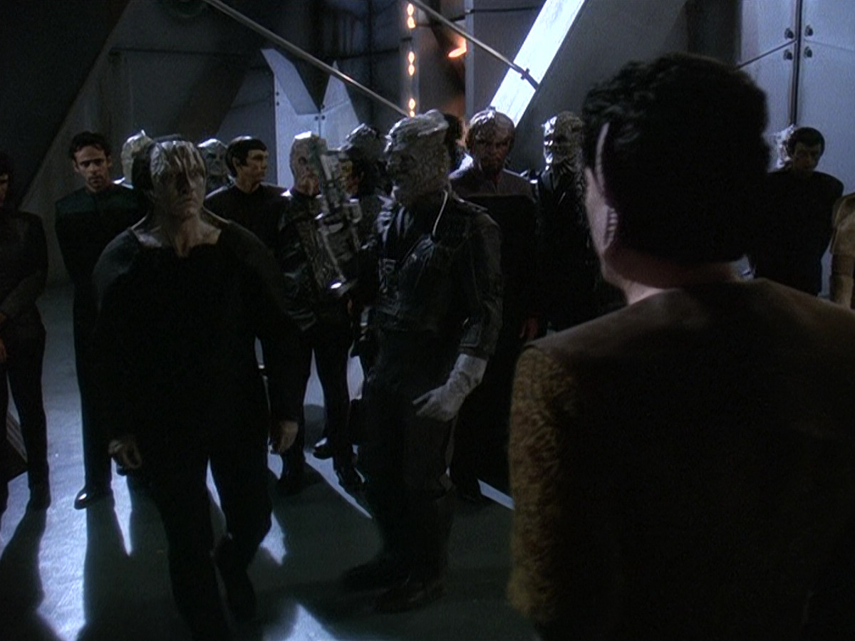 extant_StarTrek_DS9_5x15-ByInfernosLight_00669.jpg