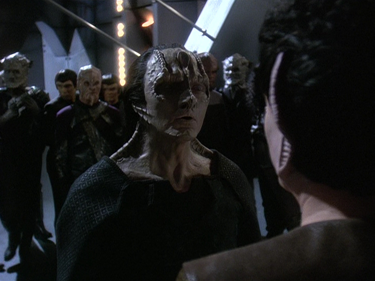 extant_StarTrek_DS9_5x15-ByInfernosLight_00675.jpg
